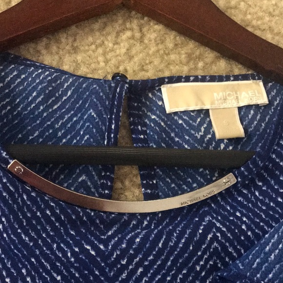 Michael Kors blue and white cold shoulder top - Picture 3 of 3